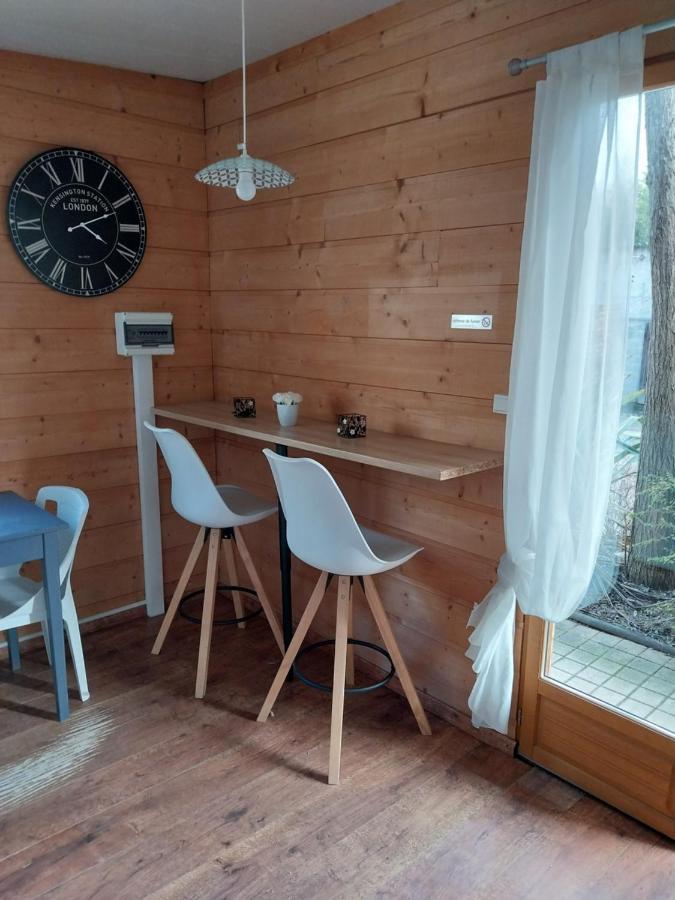 Le Petit Chalet Chanas Eksteriør billede