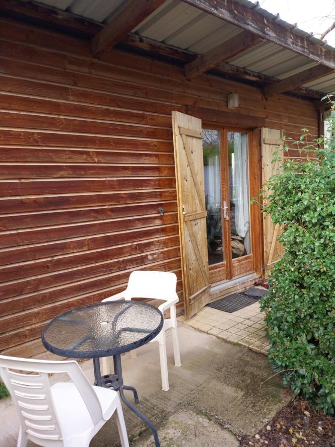 Le Petit Chalet Chanas Eksteriør billede